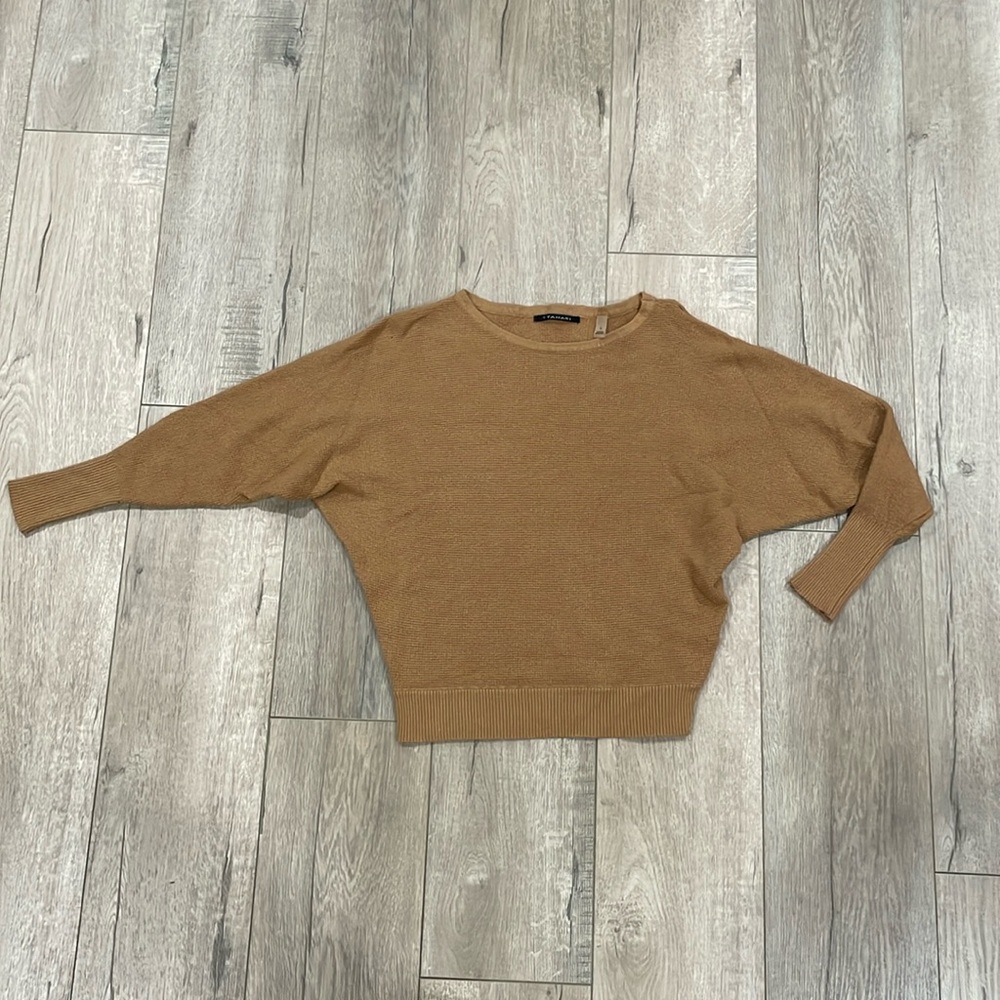 TAHARI Sweater